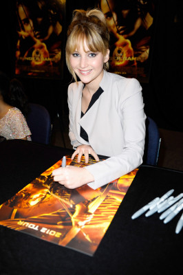 Jennifer Lawrence pic #499933