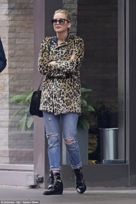 Jennifer Lawrence pic #1014011