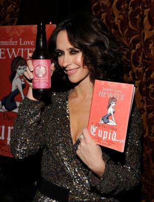 Jennifer Love Hewitt pic #295342