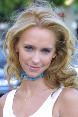 Jennifer Love Hewitt pic #61001