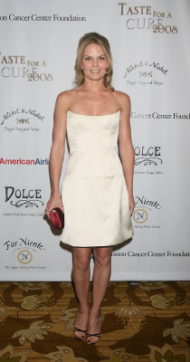 Jennifer Morrison pic #156220