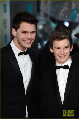 Jeremy Irvine pic #717759