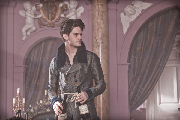 Jeremy Irvine pic #711511