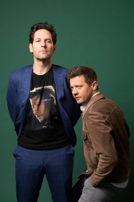 Jeremy Renner pic #1186188