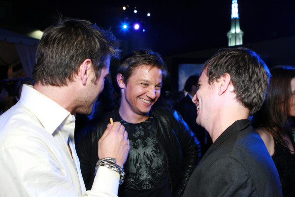 Jeremy Renner pic #421416