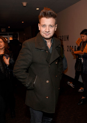 Jeremy Renner pic #1118044