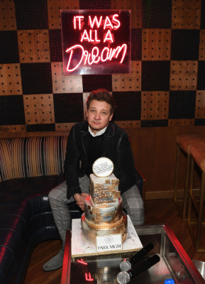 Jeremy Renner pic #1201803