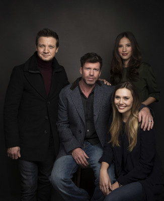 Jeremy Renner pic #936858