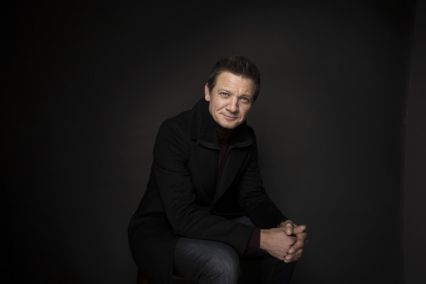 Jeremy Renner pic #936855