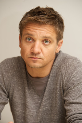 Jeremy Renner pic #476810