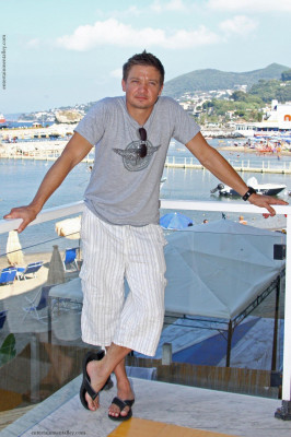 Jeremy Renner pic #332716