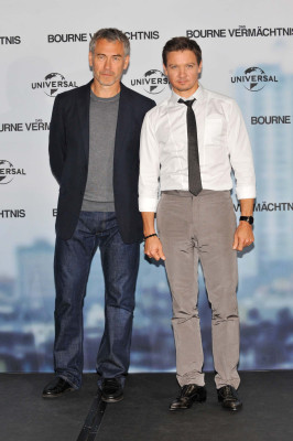 Jeremy Renner pic #529440