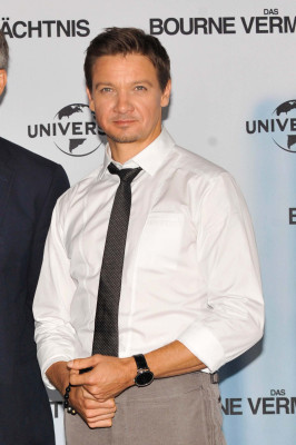 Jeremy Renner pic #529450
