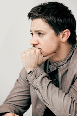 Jeremy Renner pic #569530