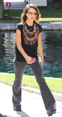Jessica Alba pic #730795