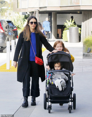 Jessica Alba pic #1107801