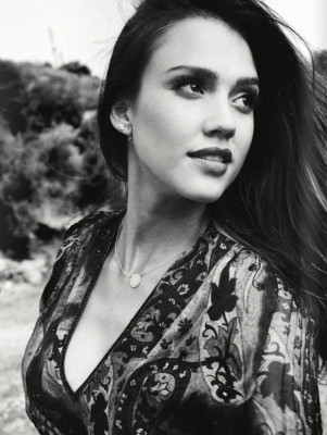 Jessica Alba pic #600277