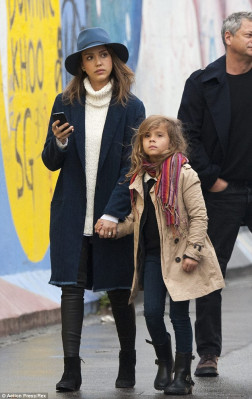 Jessica Alba pic #684824