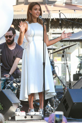 Jessica Alba pic #799677