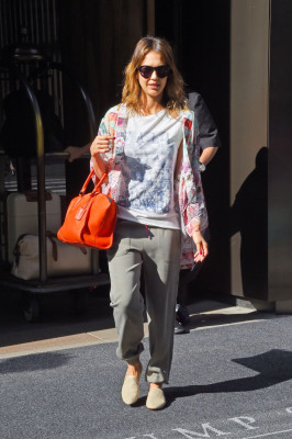 Jessica Alba pic #706811