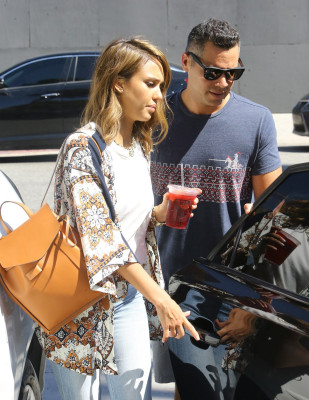 Jessica Alba pic #800116