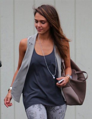 Jessica Alba pic #525704