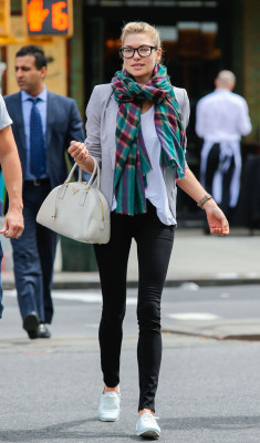 Jessica Hart pic #597646