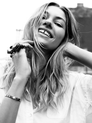 Jessica Hart pic #509595