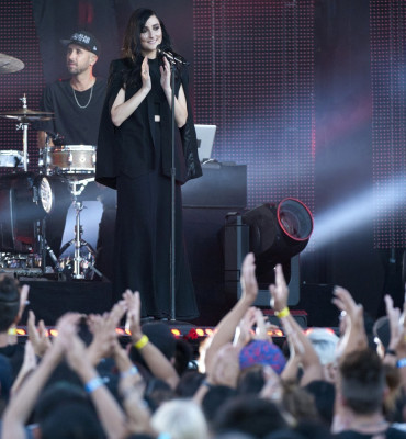 Jillian Banks pic #732727