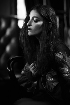 Jillian Banks pic #729405
