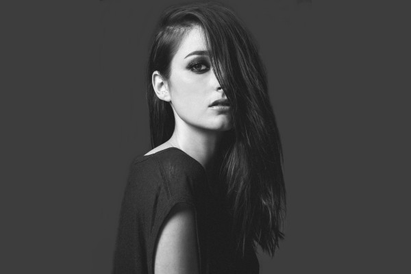 Jillian Banks pic #730427