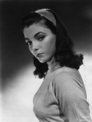 Joan Collins pic #246362