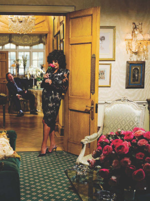 Joan Collins pic #299753