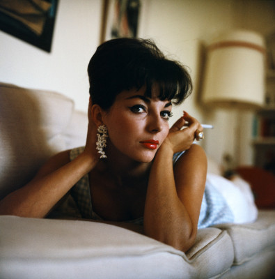 Joan Collins pic #386376