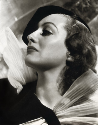 Joan Crawford pic #244042
