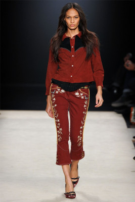 Joan Smalls pic #494098