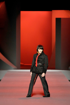 photo 28 in John Galliano gallery [id335607] 2011-01-31 00:00:00