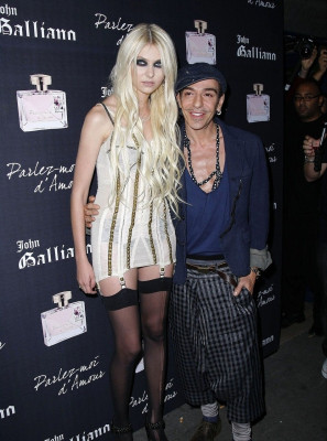 photo 5 in John Galliano gallery [id525364] 2012-08-23 00:00:00
