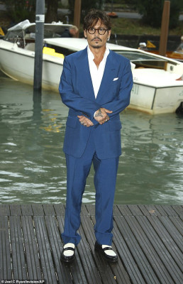 Johnny Depp pic #1175748