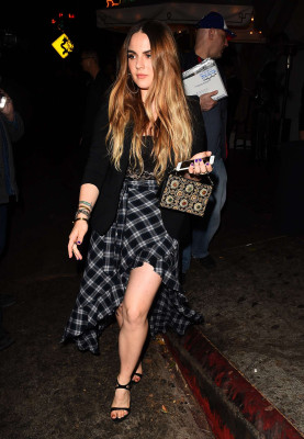 JoJo pic #985955