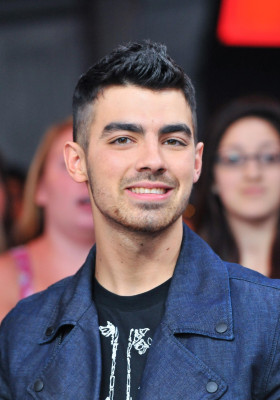 Jonas Brothers pic #681485