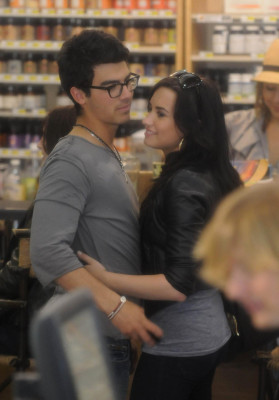 Jonas Brothers pic #675273