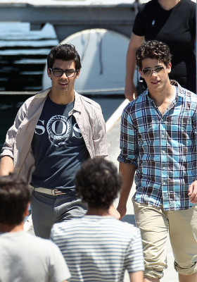 Jonas Brothers pic #676876