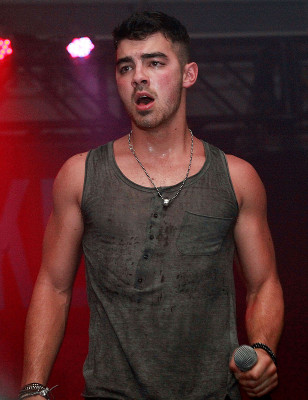 Jonas Brothers pic #681417