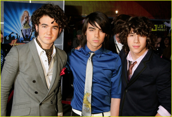 Jonas Brothers pic #135120
