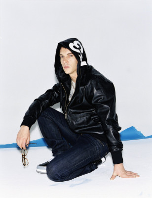 Jonathan Rhys-Meyers pic #724184