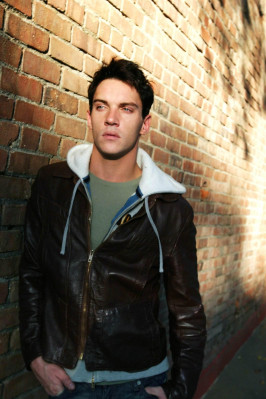 Jonathan Rhys-Meyers pic #724189
