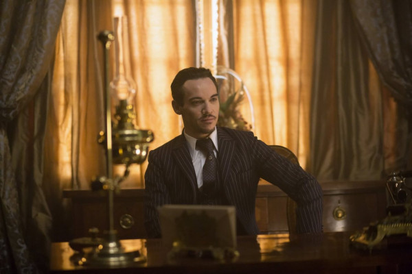 Jonathan Rhys-Meyers pic #640138