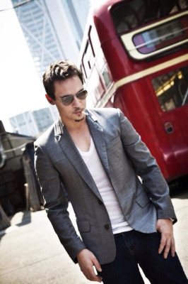 Jonathan Rhys-Meyers pic #612244