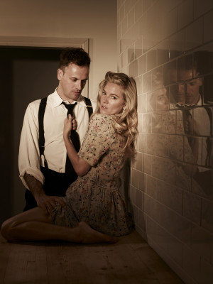 Jonny Lee Miller pic #701946